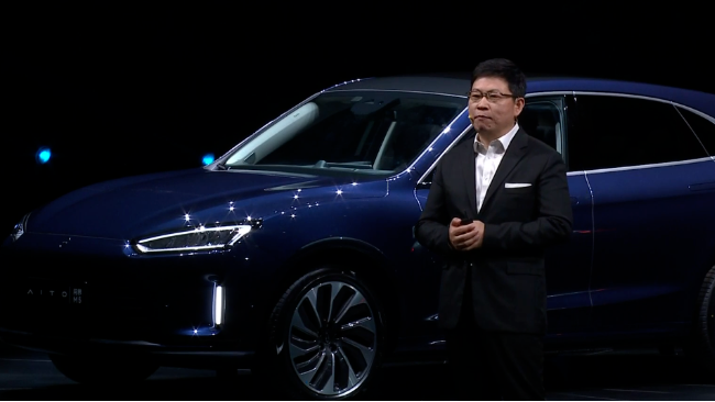 首款鴻蒙汽車AITO問(wèn)界M5發(fā)布：25萬(wàn)起 余承東稱媲美“百萬(wàn)豪車”